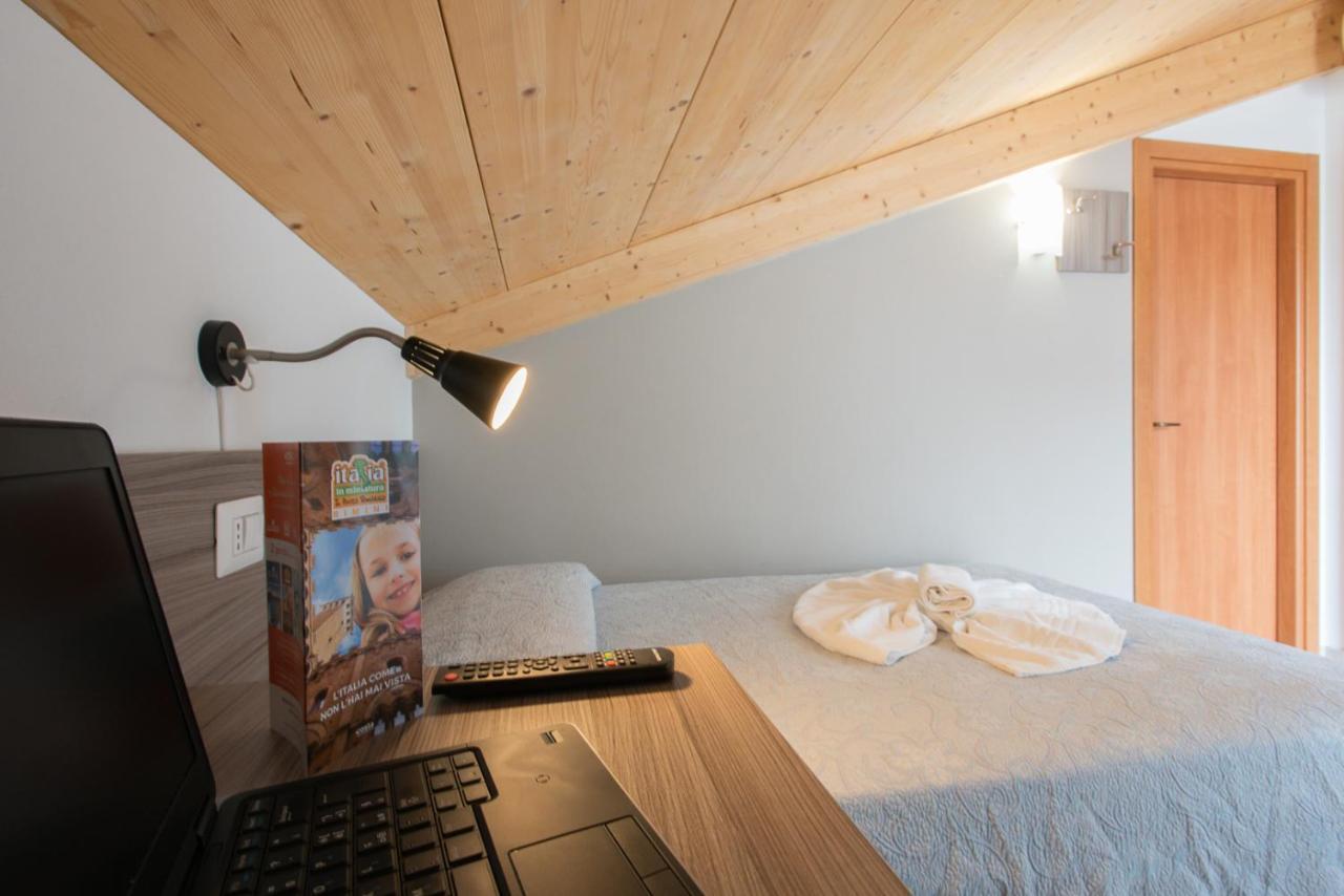 Hotel Consul - Family Hotel Риччоне Экстерьер фото