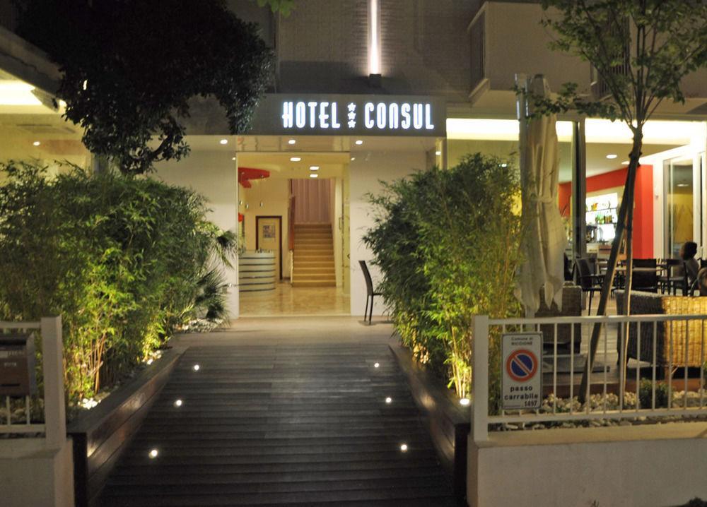 Hotel Consul - Family Hotel Риччоне Экстерьер фото